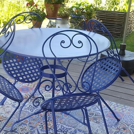 Appartement Dans Un Jardin Женева Екстериор снимка
